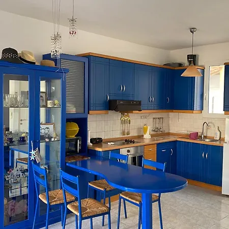 Alikis House * Néa Péramos